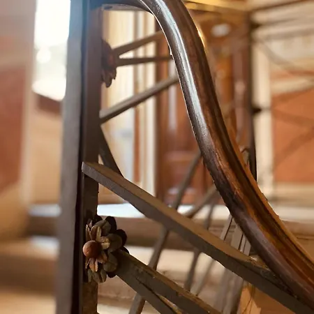 Mario Number 8 Vendégház Verona